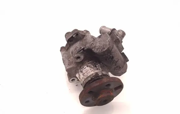 BMW 5 E60 E61 Power steering pump 677732101 LH2113938
