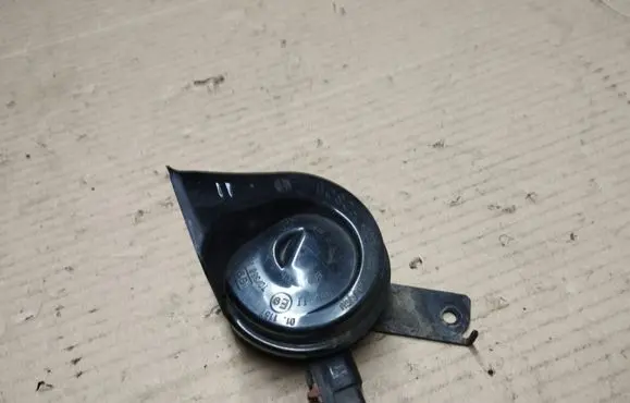 Chrysler Pacifica Horn signal 703881157