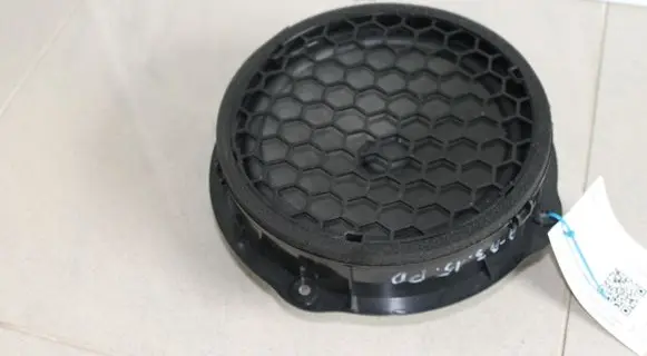 Audi A3 S3 8V Front door speaker 8V0035415 8INCH