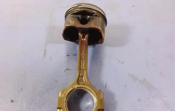 Hyundai i10 Piston 