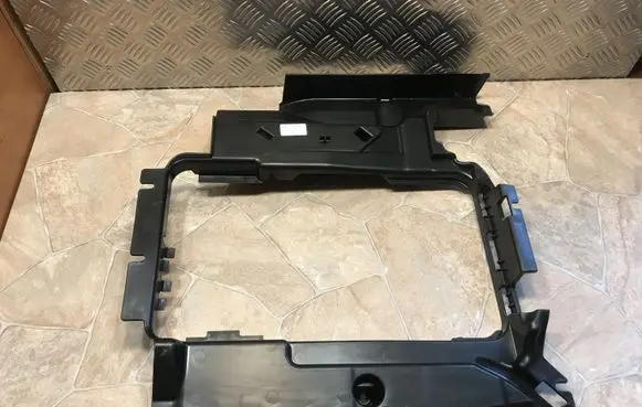 Mercedes-Benz GL X166 Other interior part A1666840018