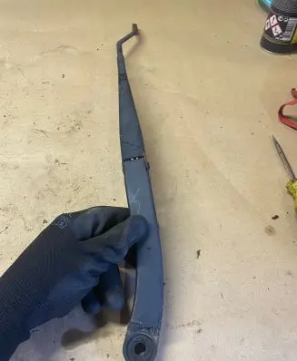Chevrolet Epica Front wiper blade arm DY06C30LHD DY06C30