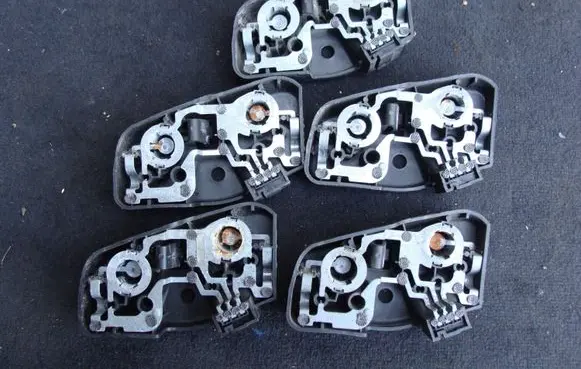 BMW 3 E46 Tail light bulb cover holder 6907937