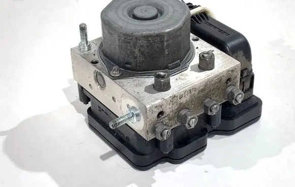 Renault Captur ABS Pump 476607341R