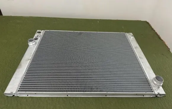 BMW 5 E60 E61 Coolant radiator 99086006
