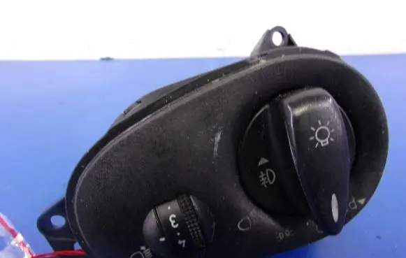 Ford Focus Other devices 98AG13A024CF