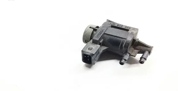 Vacuum valve
