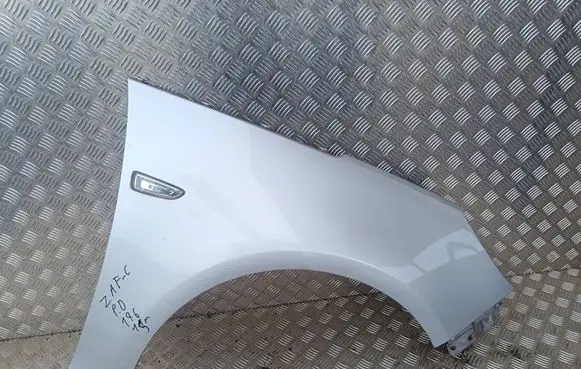 Opel Zafira C Fender 
