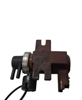Volvo S40 Turbo solenoid valve 70096803 9652570180