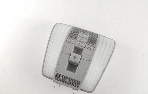 Mercedes-Benz E W212 Front seat light A2129003406 A2129060200 A2129029502