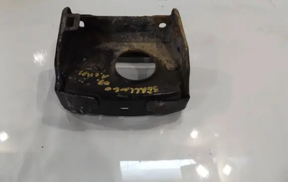 Citroen Berlingo Gearbox mounting bracket