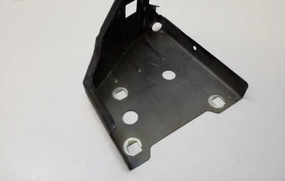 Jeep Cherokee Headlight/headlamp mounting bracket 4130254B