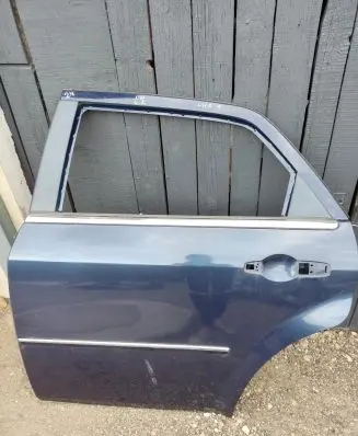 Chrysler 300 - 300C Rear door 04607112AE