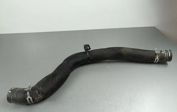 Jeep Wrangler Engine coolant pipe/hose