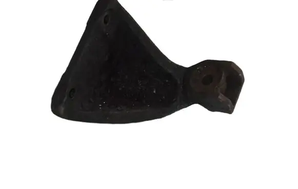 Volkswagen II LT Engine mounting bracket