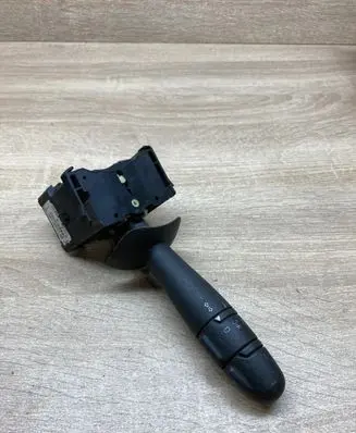 Renault Laguna I Indicator stalk 8200012244