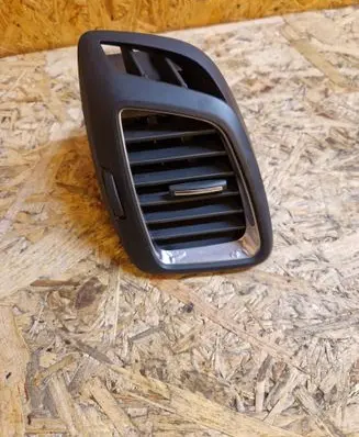 Citroen DS5 Dashboard side air vent grill/cover trim 9670715277