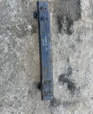 Toyota Avensis T270 Rear bumper cross member