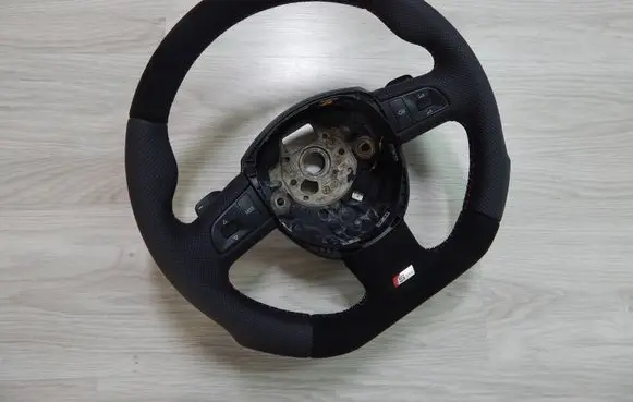 Audi A4 S4 B7 8E 8H Steering wheel 4F0124