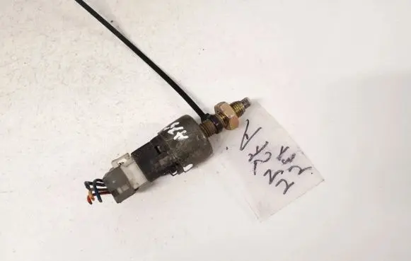 KIA Sorento Brake pedal sensor switch 66490 k20c66490