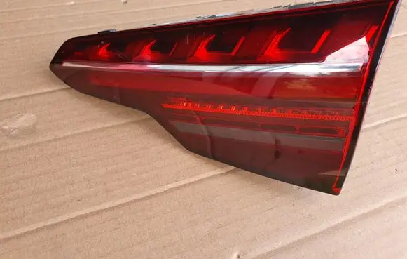 Audi A4 S4 B9 Tailgate rear/tail lights 8W5945094AB