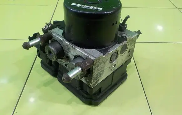 Chevrolet Captiva ABS Pump 96851845