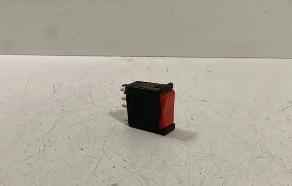 Mercedes-Benz W123 Hazard light switch 0008209010