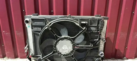 BMW 1 E81 E87 Radiator set 7553111