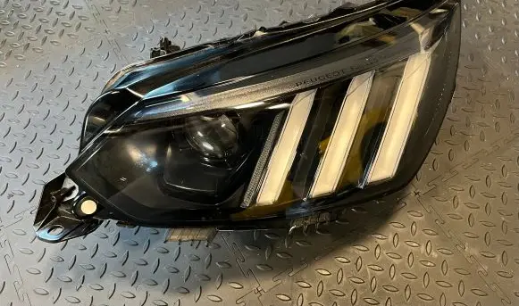 Headlight/headlamp