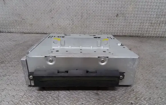 Volvo V50 CD/DVD changer 307525781