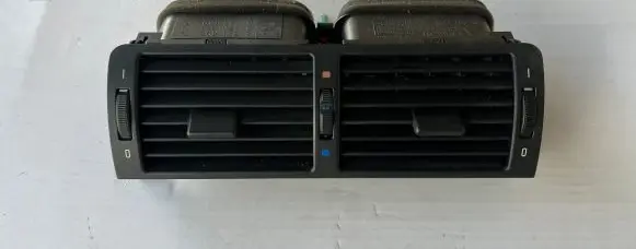BMW 3 E46 Dash center air vent grill 8361895 8370741 8363199