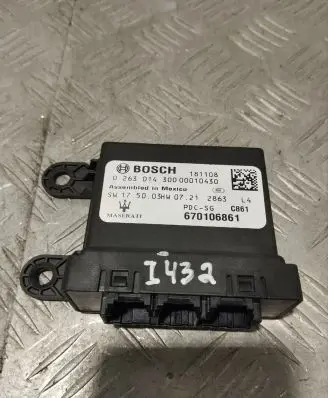 Maserati Levante Parking PDC control unit/module 670106861