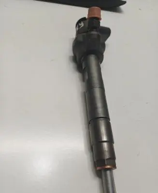 BMW X3 F25 Fuel injector 0445110289