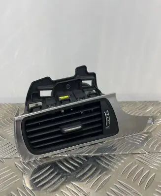 Audi A6 S6 C7 4G Dashboard side air vent grill/cover trim 4G1820901 9025700