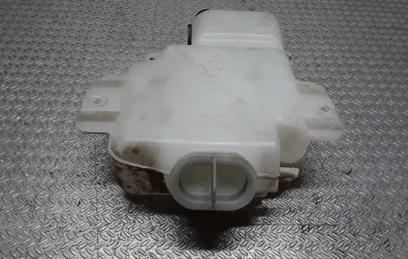 Mitsubishi Pajero Windshield washer fluid reservoir/tank 060351507