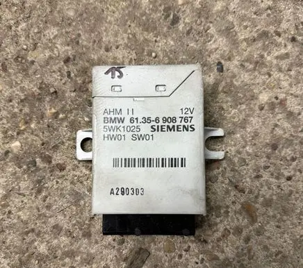 BMW 5 E39 Tow bar trailer control unit/module 61356908767