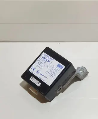 Toyota Corolla Verso AR10 Door control unit/module 897410F010 61B168000