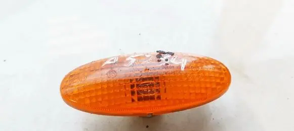 Nissan Almera Tino Front fender indicator light 23676210 236762-10