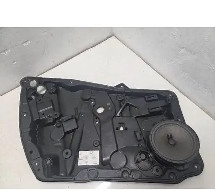 Mercedes-Benz CLA C117 X117 W117 Front door speaker A2468200502 A2078200542 A1177220170