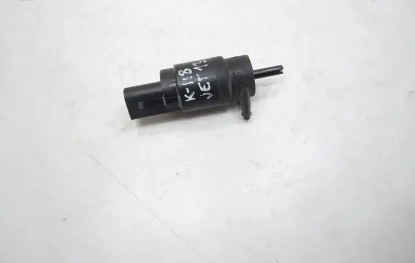 Volkswagen Jetta VI Windscreen/windshield washer pump 1K5955651