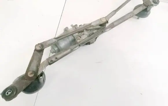 Dodge Caliber Front wiper linkage and motor