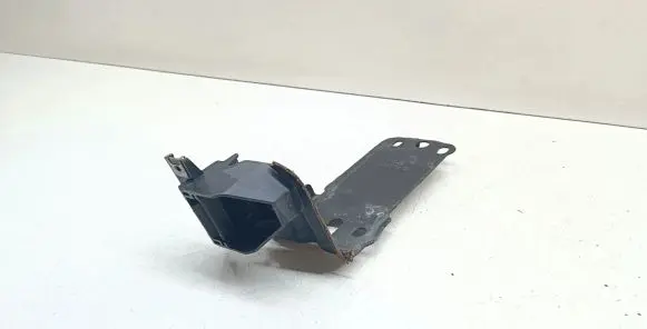 BMW X1 E84 Radiator mount bracket 7117811 51647117811