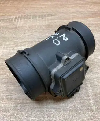 Opel Vectra B Mass air flow meter 90411957 5WK9150