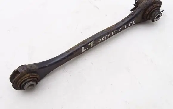 Skoda Octavia Mk2 (1Z) Front control arm 1K0501529H
