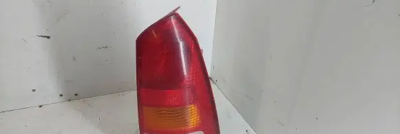 Ford Mondeo MK II Rear/tail lights 13N004