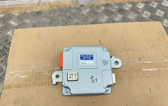 Toyota Auris E180 BSM Control unit 8989212010