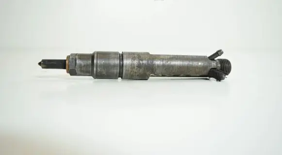 Audi A3 S3 8P Fuel injector 038130202A