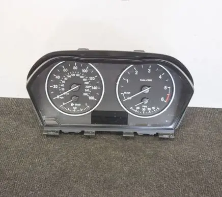 BMW 1 F20 F21 Speedometer (instrument cluster) 9295445