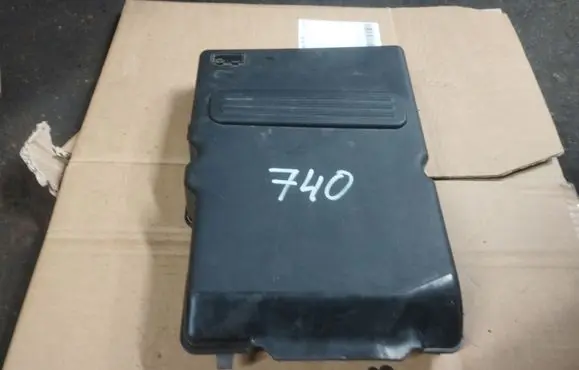 Mazda 3 I Battery box tray cover/lid Z60118593