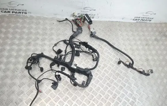 BMW 1 E81 E87 Engine installation wiring loom 780216806 758018916A